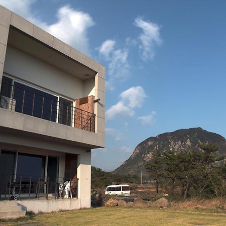 Shall Story Resort Seogwipo Extérieur photo