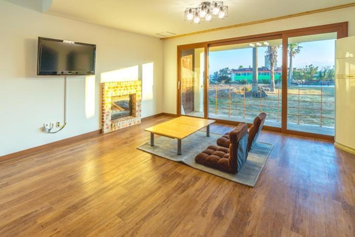 Shall Story Resort Seogwipo Extérieur photo